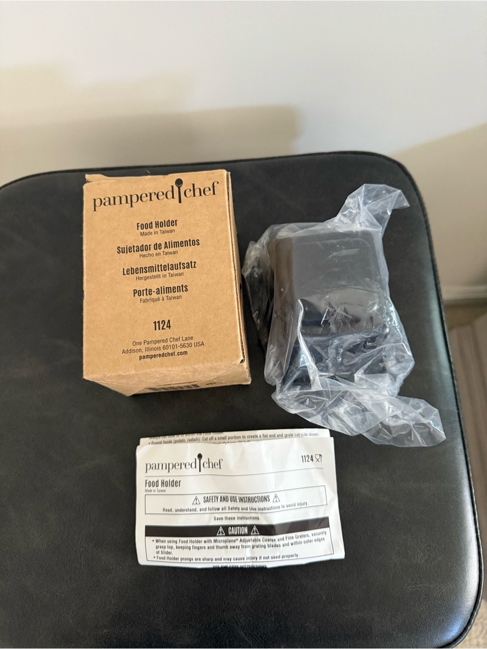 Pampered Chef Food Holder Box in Black